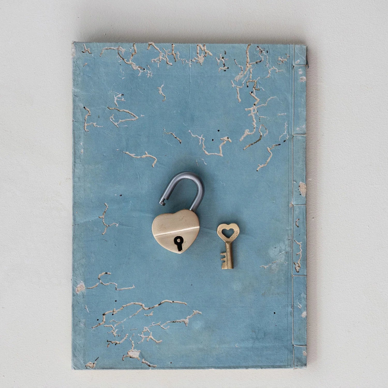 Brass & Metal Heart Shaped Lock w/ Heart Shaped Keys