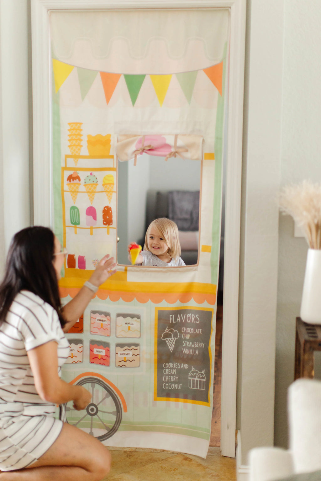 Swingly Ice Cream & Coffee Shoppe Storefront